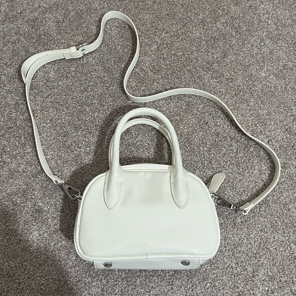 UO White Patent Leather Purse EUC